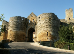 Réservez le Domaine d'Orion pour vos vacances, location modulable de 8 à 20 personnes, proche Sarlat.