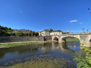 Réservez le Domaine d'Orion pour vos vacances, location modulable de 8 à 20 personnes, proche Sarlat.