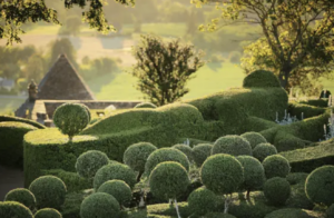 Réservez le Domaine d'Orion pour vos vacances, location modulable de 8 à 20 personnes, proche Sarlat.