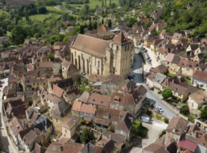 Réservez le Domaine d'Orion pour vos vacances, location modulable de 8 à 20 personnes, proche Sarlat.