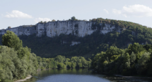 Réservez le Domaine d'Orion pour vos vacances, location modulable de 8 à 20 personnes, proche Sarlat.