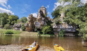 Réservez le Domaine d'Orion pour vos vacances, location modulable de 8 à 20 personnes, proche Sarlat.